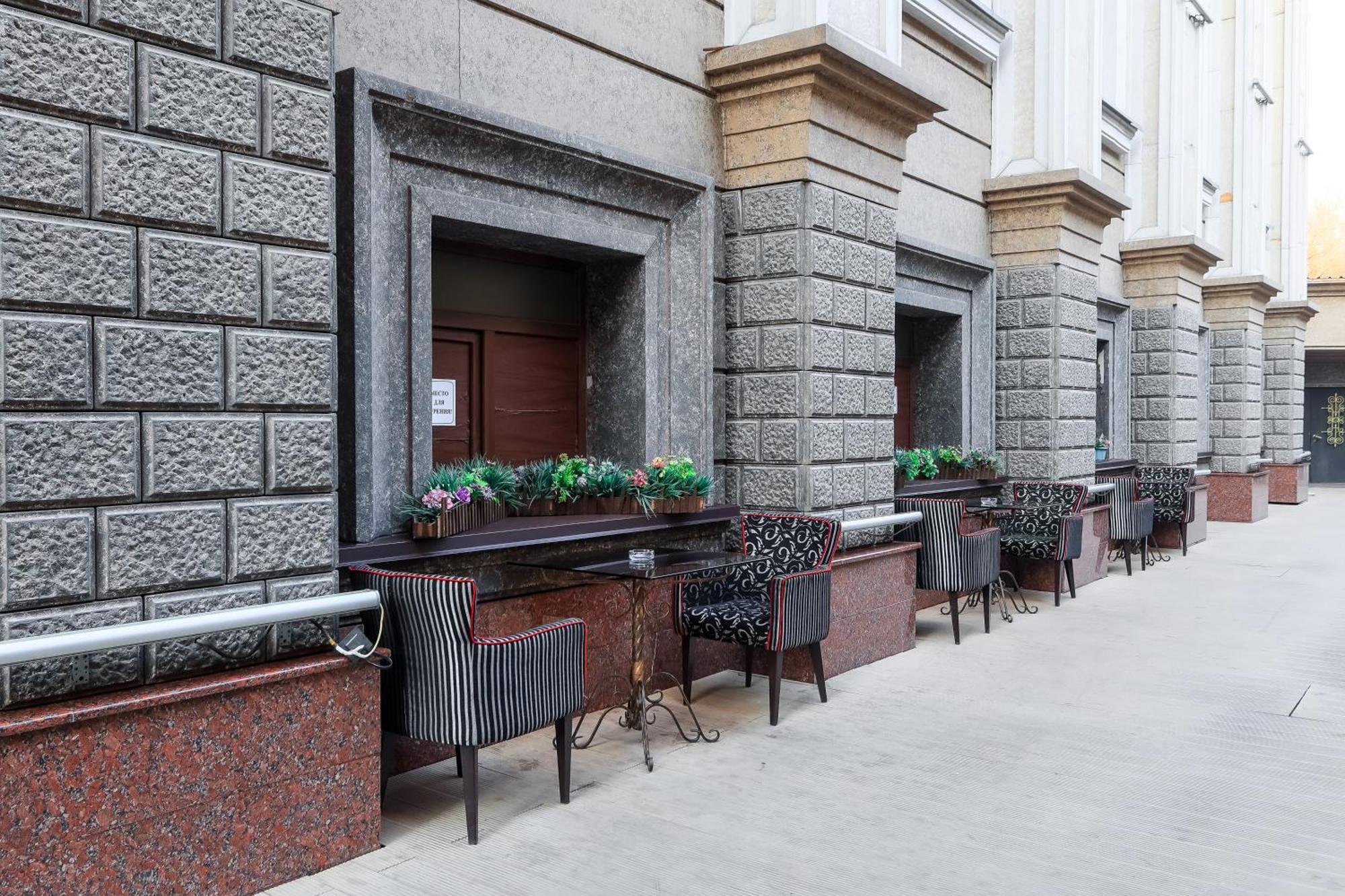 Grand Opera Hotel Alma-Ata Buitenkant foto