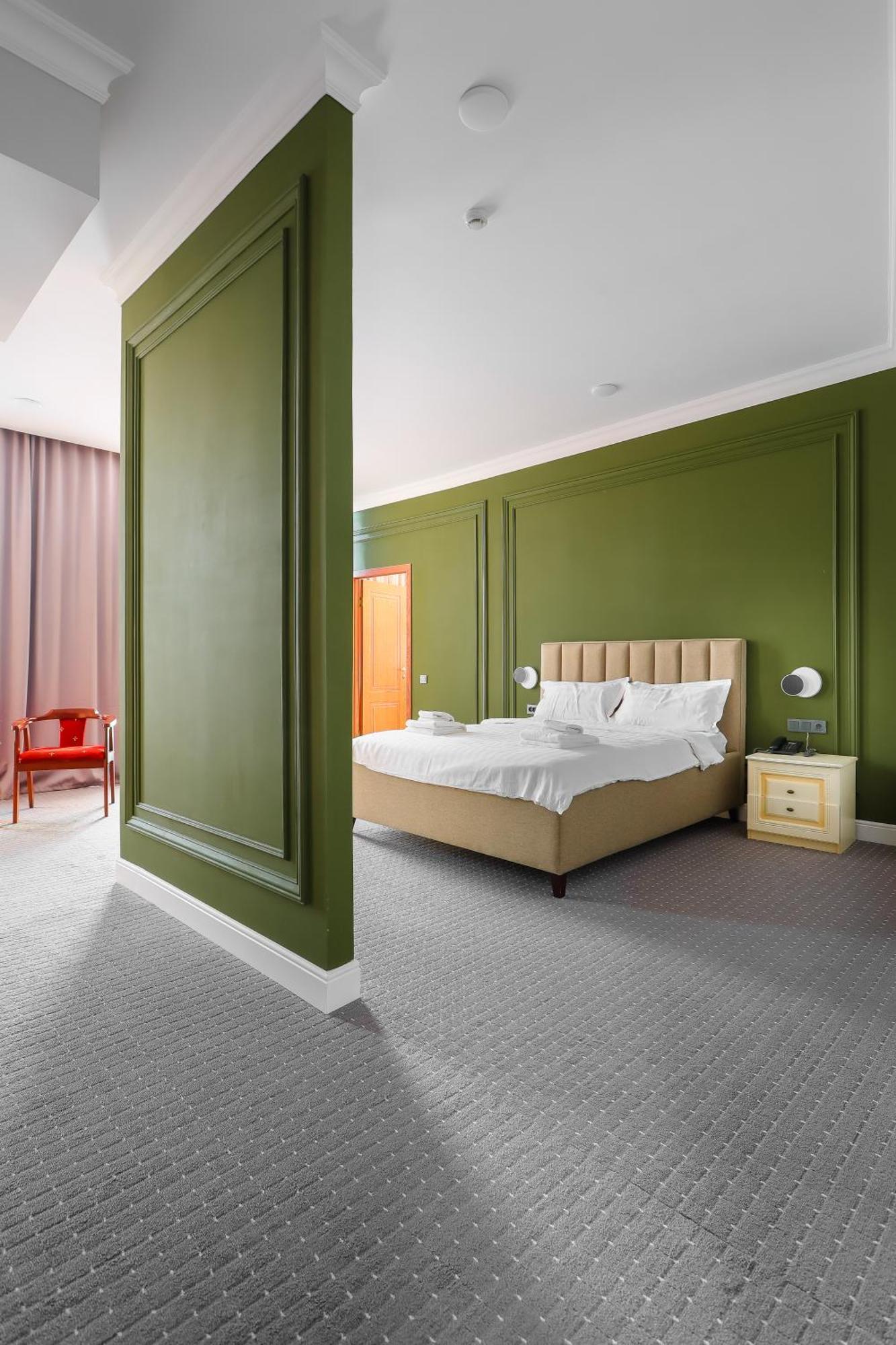 Grand Opera Hotel Alma-Ata Buitenkant foto